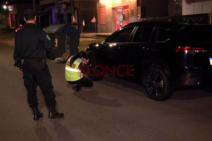 El otro veh&iacute;culo involucrado en el siniestro. Foto: Elonce.