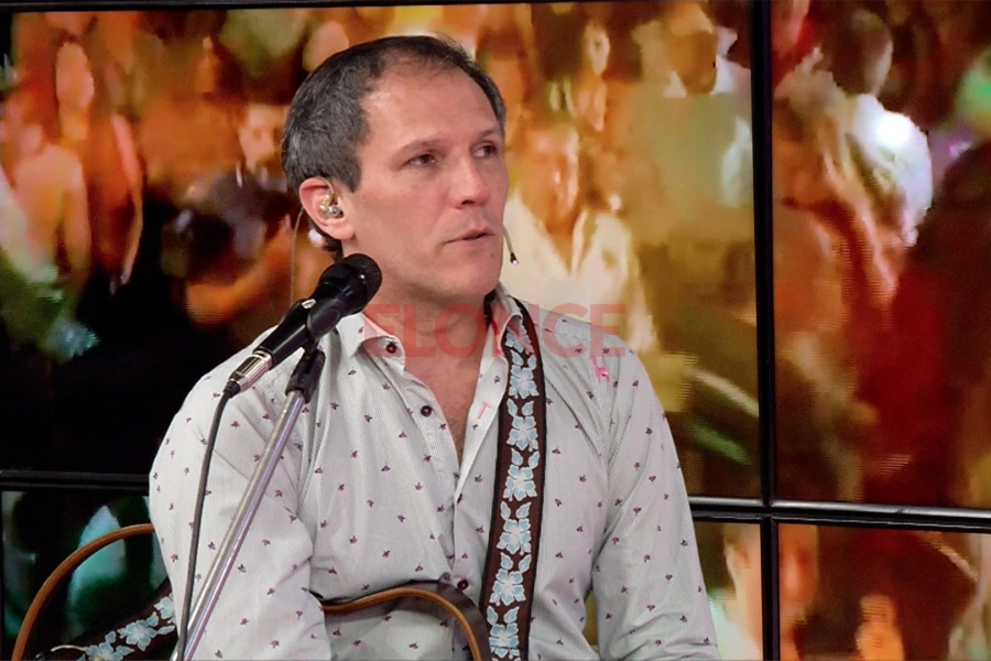 Francisco Cuestas visit&oacute; el programa Buenas Noches. Foto: Elonce.