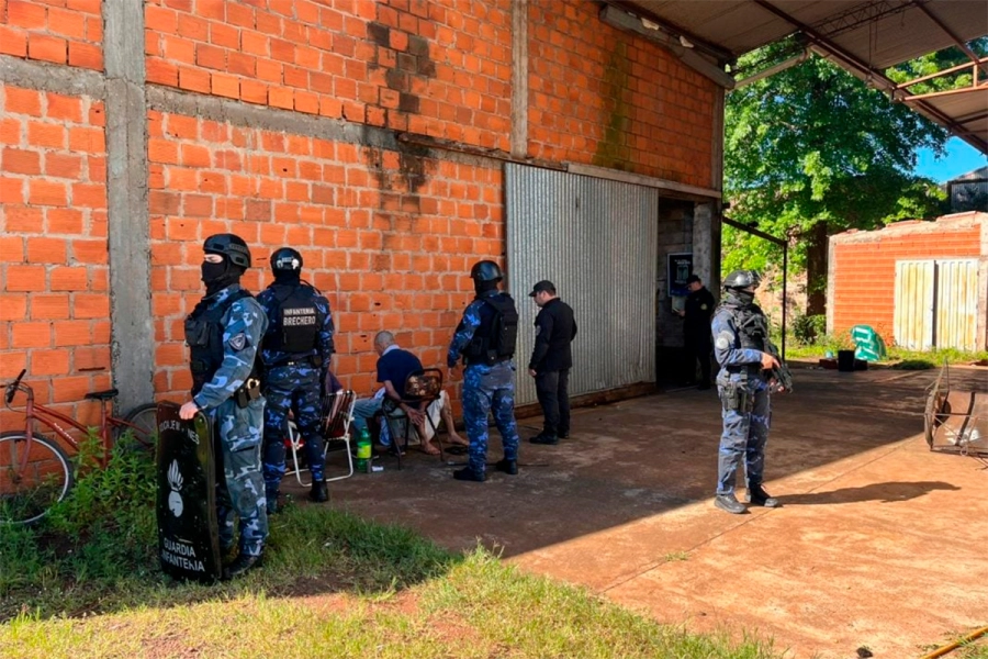 Rescataron a dos ni&ntilde;as cautivas en Garup&aacute; y detuvieron a cinco hombres por abuso