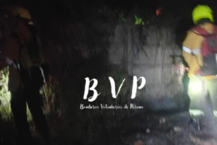 Parte del trabajo de Bomberos Voluntarios.