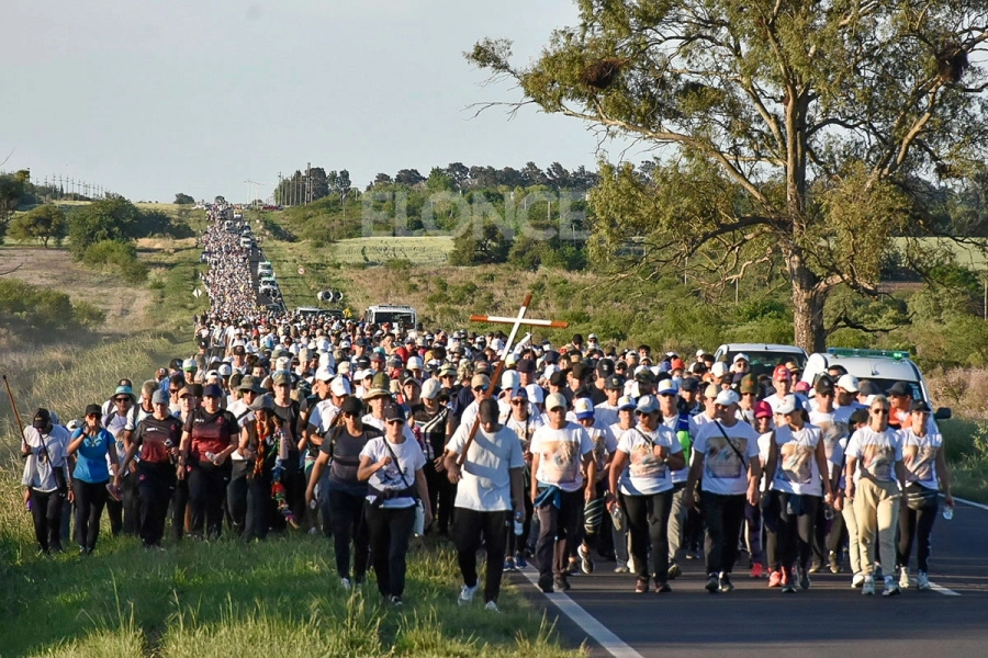 Peregrinaci&oacute;n de los Pueblos
