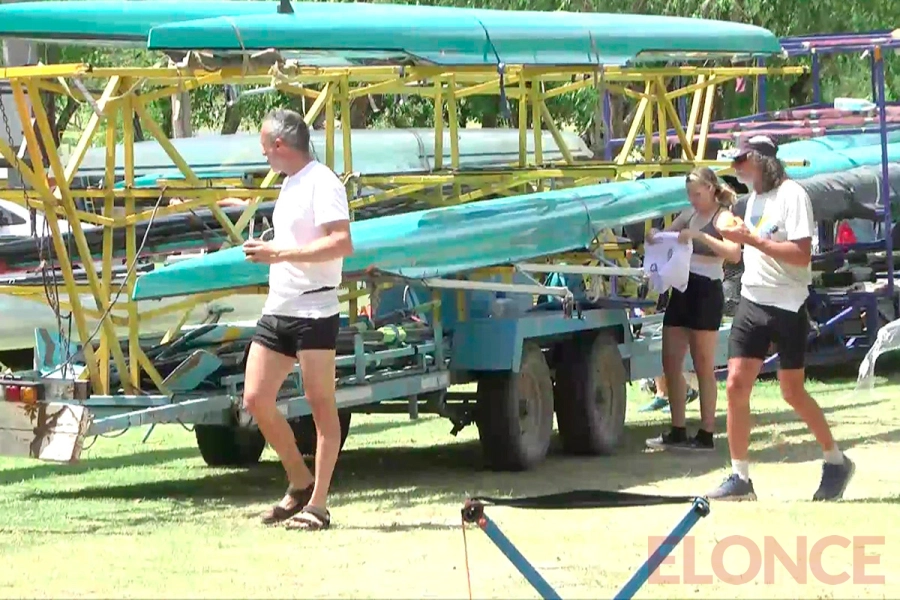M&aacute;s de 200 remeros compiten en Valle Mar&iacute;a (foto Elonce)