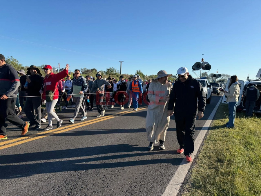 Peregrinaci&oacute;n de los Pueblos (foto Elonce)