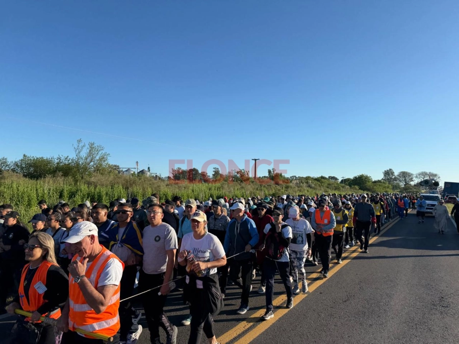 Peregrinaci&oacute;n de los Pueblos (foto Elonce)