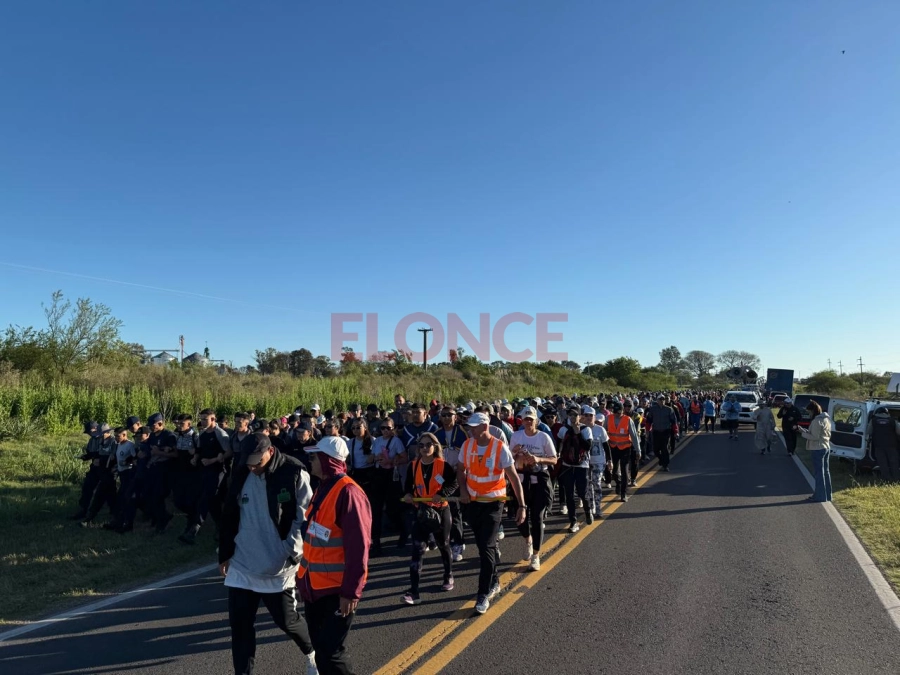 Peregrinaci&oacute;n de los Pueblos (foto Elonce)