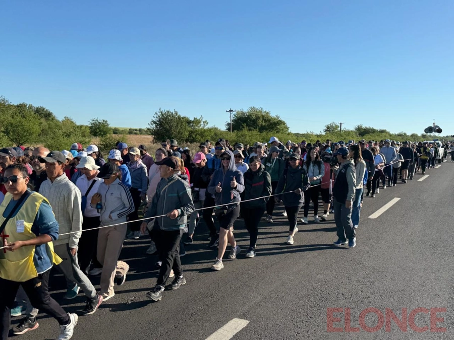 Peregrinaci&oacute;n de los Pueblos (foto Elonce)