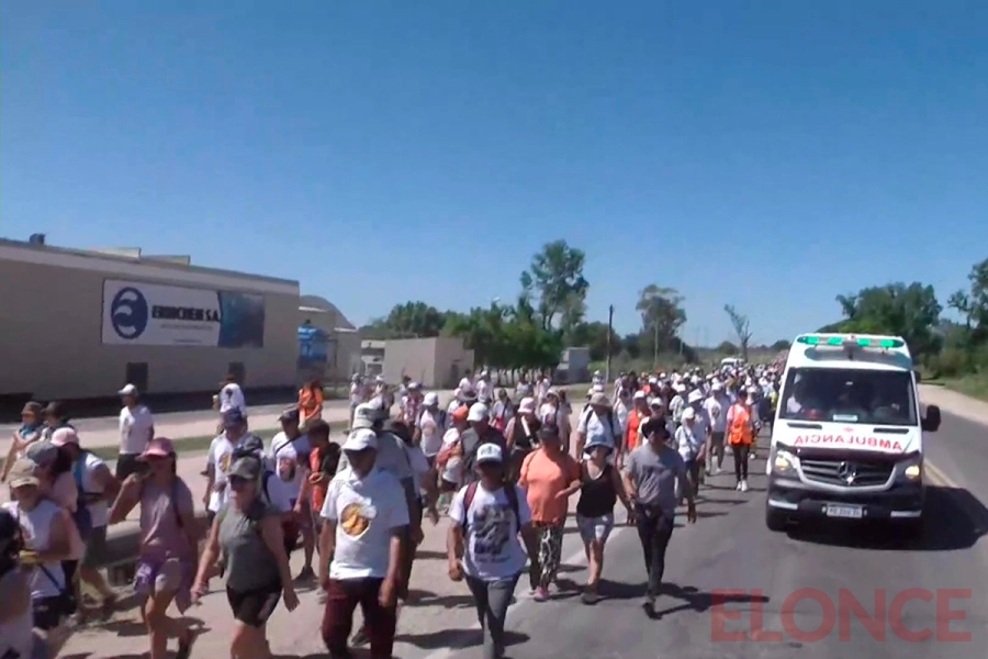 Peregrinaci&oacute;n de los Pueblos (foto Elonce)