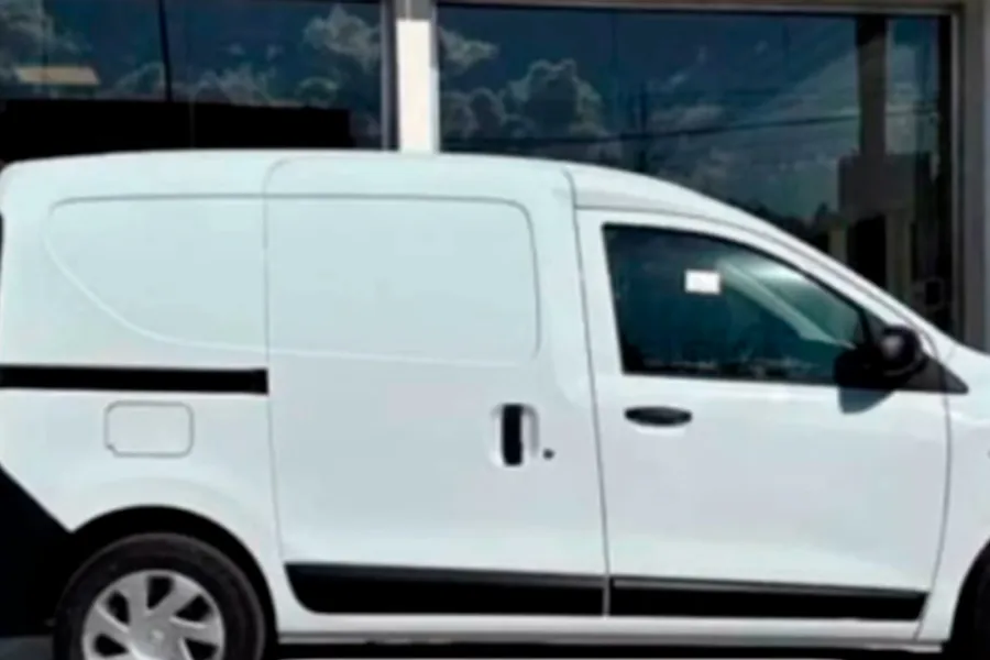 El veh&iacute;culo en el que circular&iacute;a el hombre denunciado - Foto Policiales y Judiciales