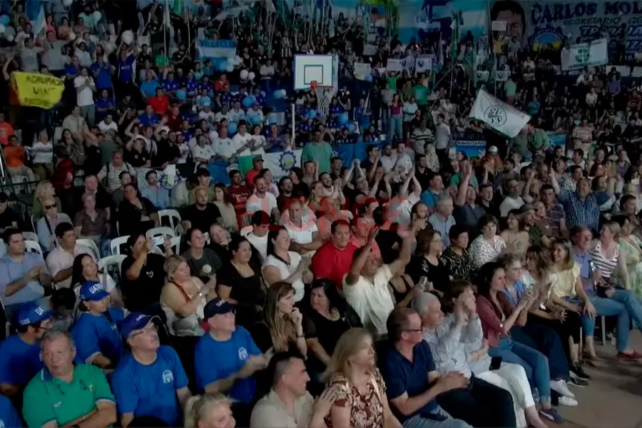 Hubo una gran convocatoria de pol&iacute;ticos y dirigentes del Peronismo en Villaguay. Foto: Elonce.