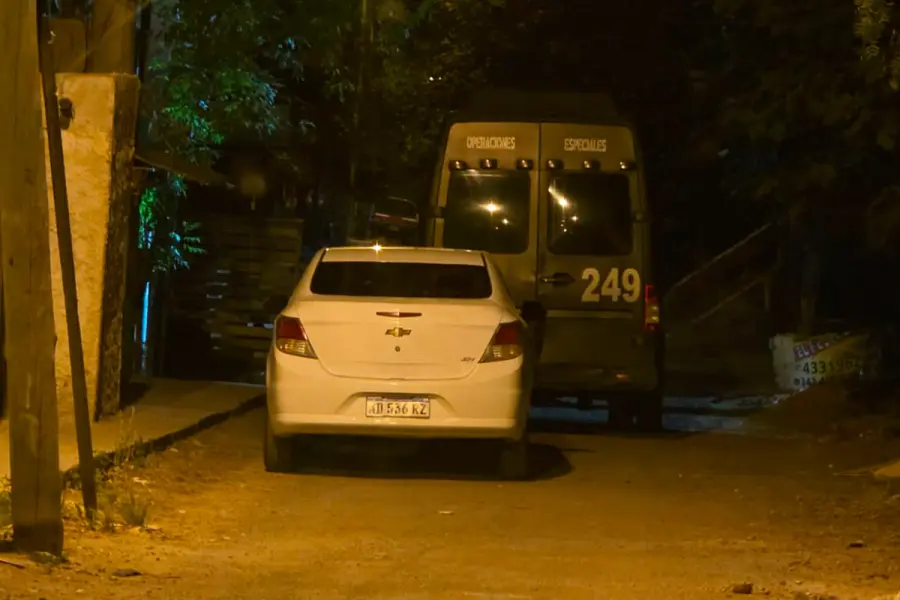 Concretaron 23 allanamientos en Paran&aacute;, entre ellos en la Unidad Penal: secuestraron droga y armas