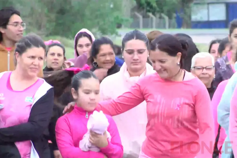 Vecinas participaron de una jornada de concientizaci&oacute;n sobre el c&aacute;ncer de mama