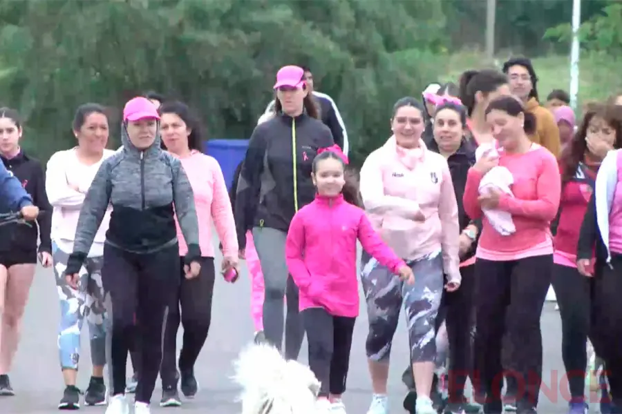 Vecinas participaron de una jornada de concientizaci&oacute;n sobre el c&aacute;ncer de mama