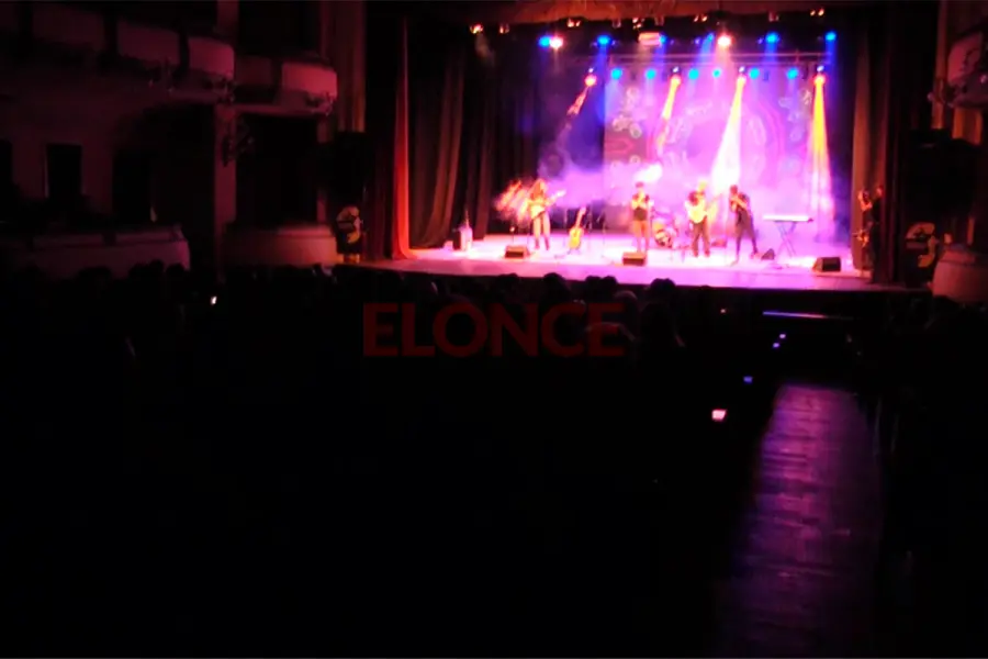 Foto: Elonce.