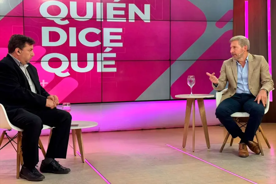 El gobernador junto con el conductor de Qui&eacute;n Dice Qu&eacute;, Nicol&aacute;s Blanco, en el programa de este lunes. Foto: Elonce.