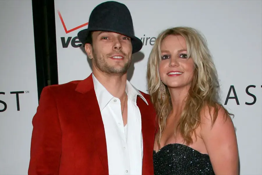 Kevin Federline, y sus memorias "Pensabas que lo sab&iacute;as". (Revista Rolling Stones)