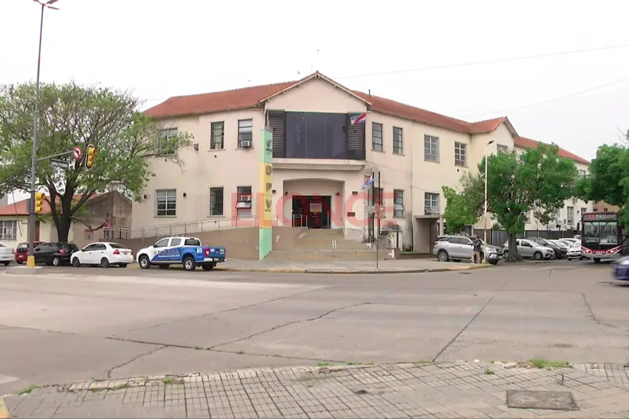 Procedimiento en la sede de Vialidad Provincial en Paran&aacute; (foto Elonce)