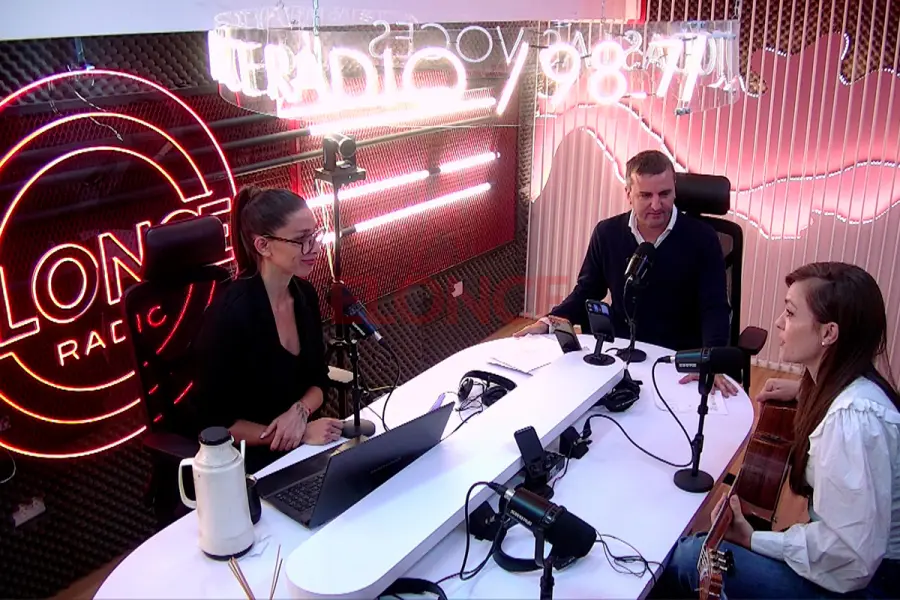 Mar&iacute;a Luz Erazun en el estudio de Elonce (foto Elonce)