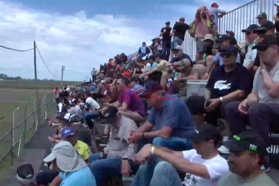 &ldquo;Vivimos a pleno el TC&rdquo;: la voz de los hinchas desde el aut&oacute;dromo de Paran&aacute;