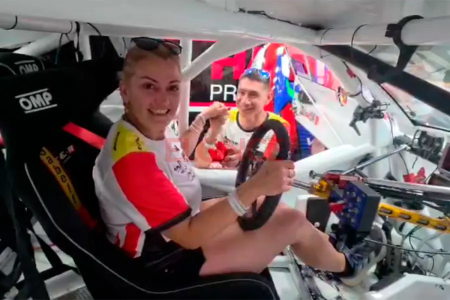 El momento de la propuesta. Foto: Elonce.