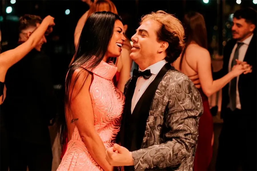 Cristian Castro y Mariela S&aacute;nchez anunciaron que su boda ser&aacute; en Argentina- Redes