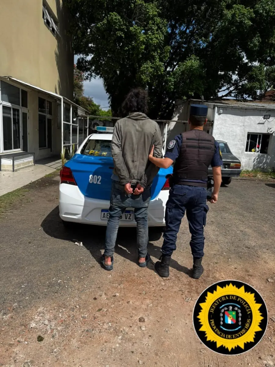 Detenido en Paran&aacute; (foto Polic&iacute;a de Entre R&iacute;os)