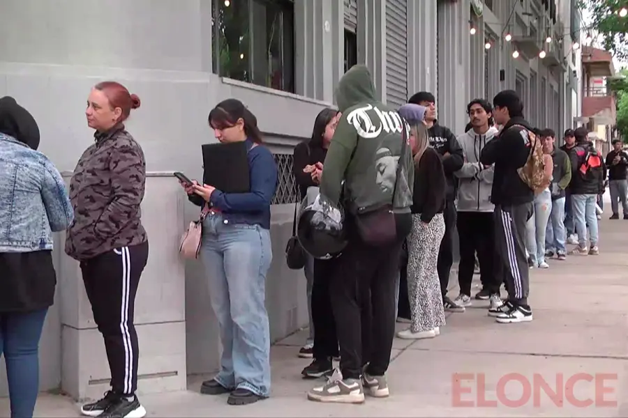 Alta demanda por los programas nacionales de empleo (foto Elonce)