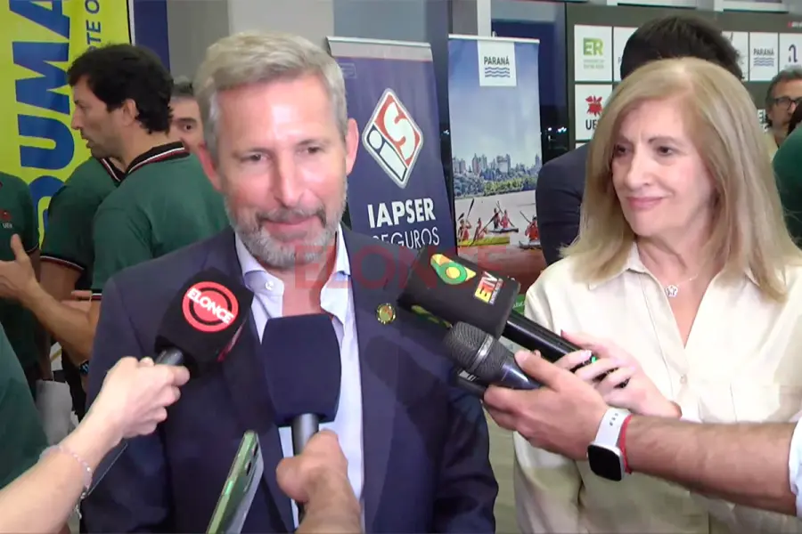 Rogelio Frigerio y Rosario Romero, gobernador de Entre R&iacute;os e intendenta de Paran&aacute;, presentes en el CPC. Foto: Elonce.