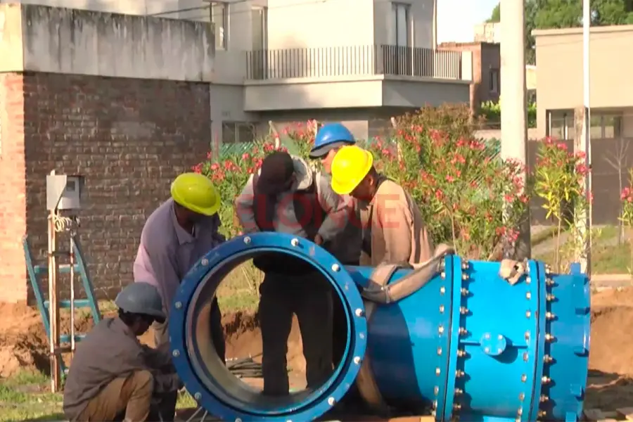 Comenzaron los trabajos en la planta Echeverr&iacute;a y afecta el servicio de agua potable