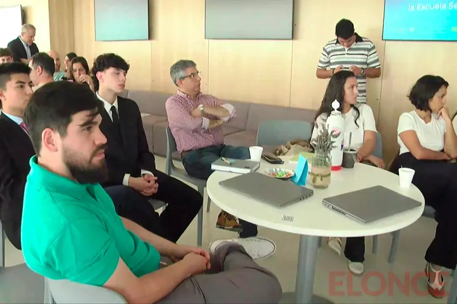 Taller de prospectiva de la Escuela Secundaria (foto Elonce)