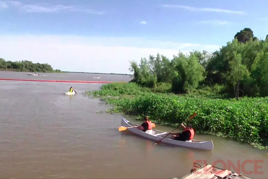 Traves&iacute;a n&aacute;utica &ldquo;Abrazo al r&iacute;o&rdquo; (foto Elonce)