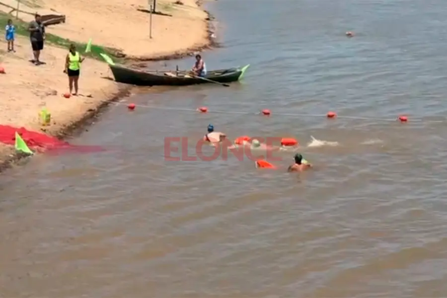 Los metros finales recorridos por Mat&iacute;as Neumann, ganador de la competencia en caballeros. Foto: Elonce.