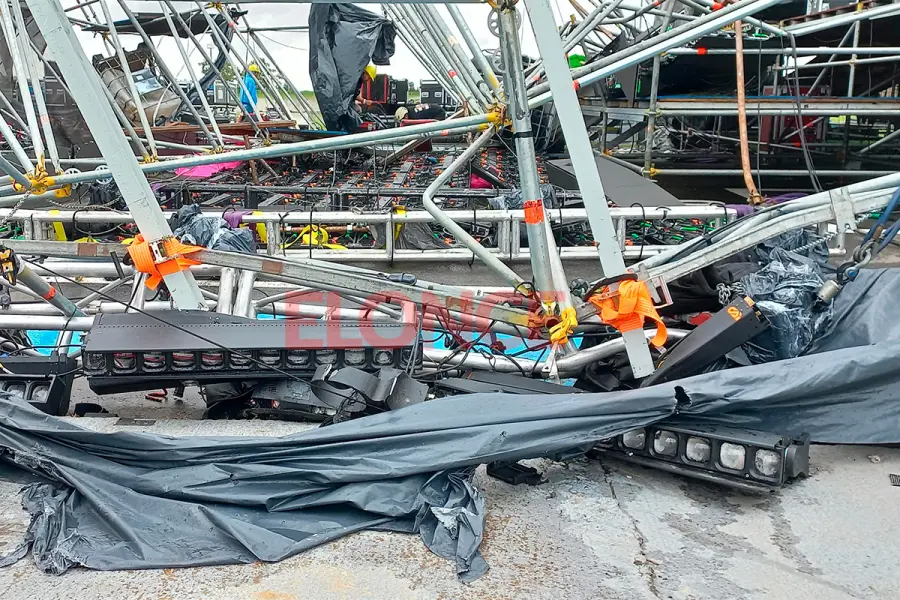 Temporal en San Nicolás derribó estructuras del escenario de la Fiesta de Disfraces