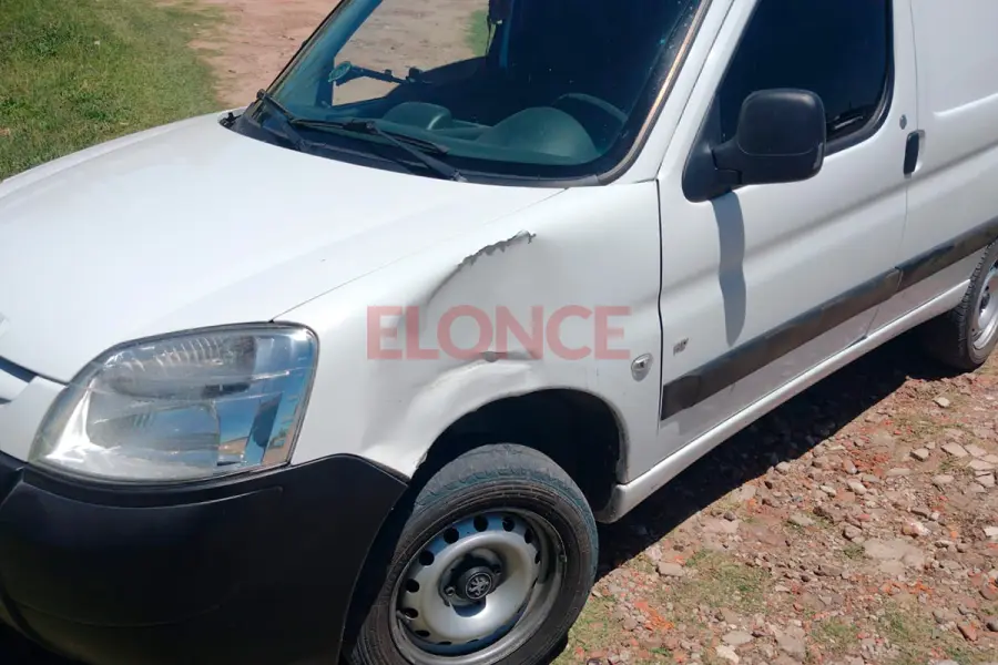 Organizadores sostienen que les da&ntilde;aron la camioneta