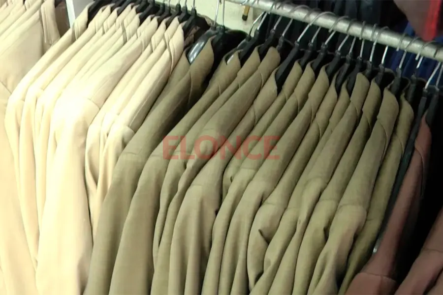 Alquilar un traje para eventos cuesta alrededor de 65.000 pesos en Paran&aacute;