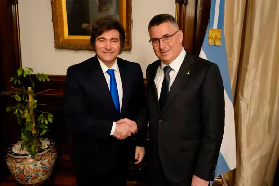 El presidente Javier Milei con el ministro de Relaciones Exteriores de Israel, Gideon Sa&rsquo;ar.