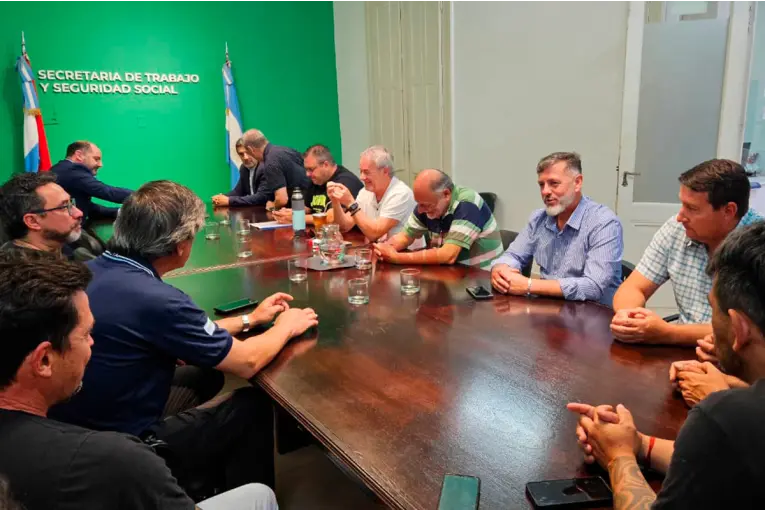 No hubo acuerdo entre UTA Entre Ríos y empresas de transporte urbano de Paraná