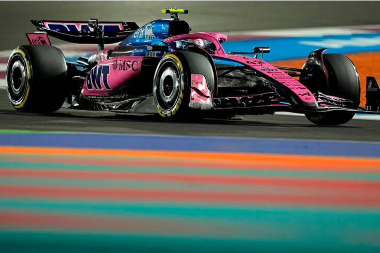 F1: Colapinto sufrió en la sprint y busca recuperarse en la clasificación