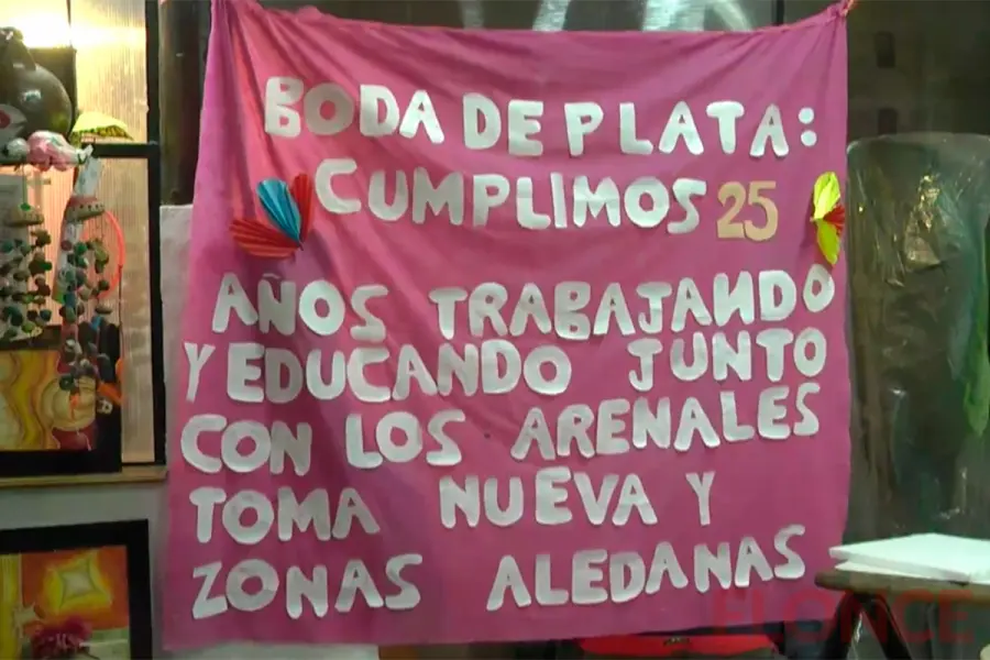 Biblioteca Laura Vicu&ntilde;a