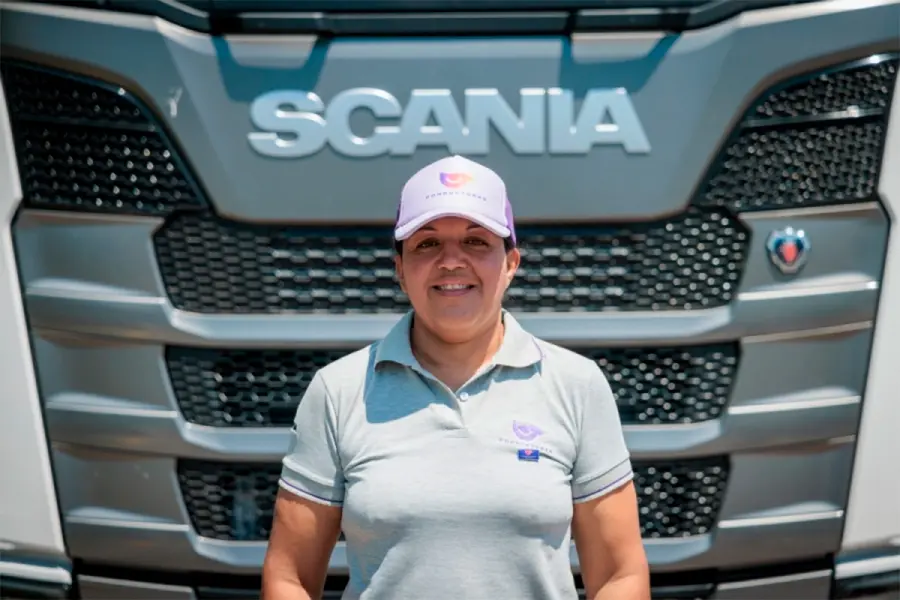 Eugenia V&aacute;squez es la otra entrerriana que forma parte del programa (foto Diario R&iacute;o Uruguay)