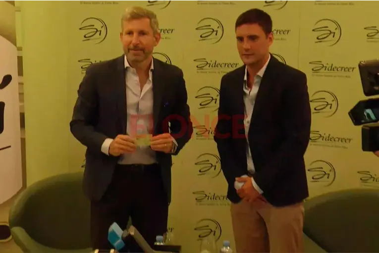 Frigerio presentó la nueva tarjeta Sidecreer y realizó la primera compra en Paraná