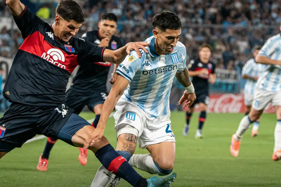 X oficial de Racing.