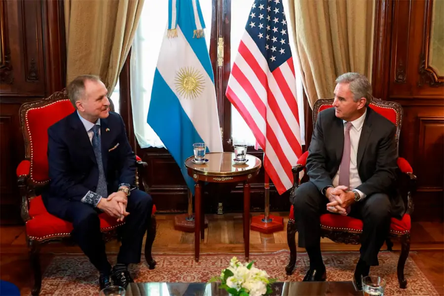 Pablo Quirno recibi&oacute; al embajador norteamericano en Argentina, Peter Lamelas