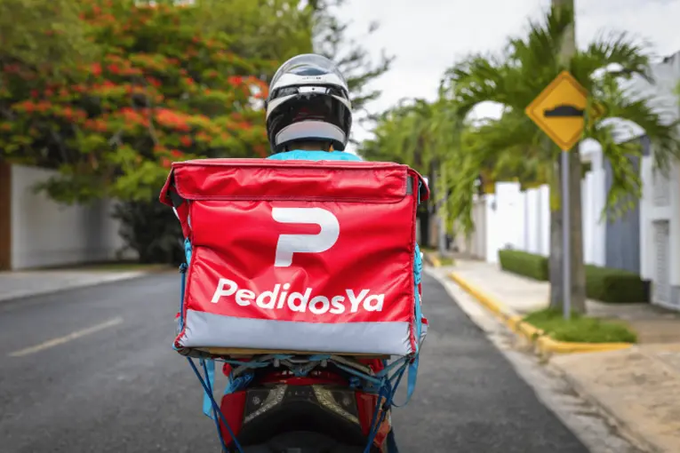 Uber comprará la empresa dueña de PedidosYa por US$14.800 millones