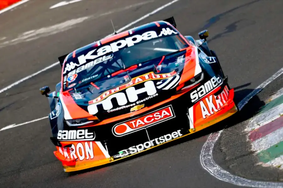 Canapino llega con ventaja.