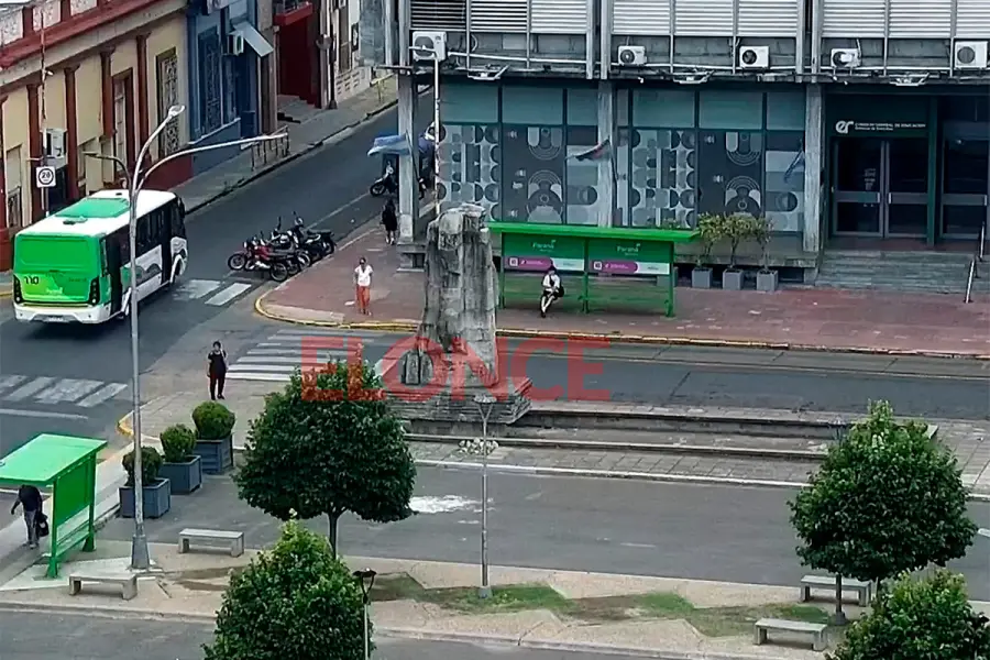 Ya circulan los colectivos del nuevo servicio de transporte urbano en Paran&aacute;