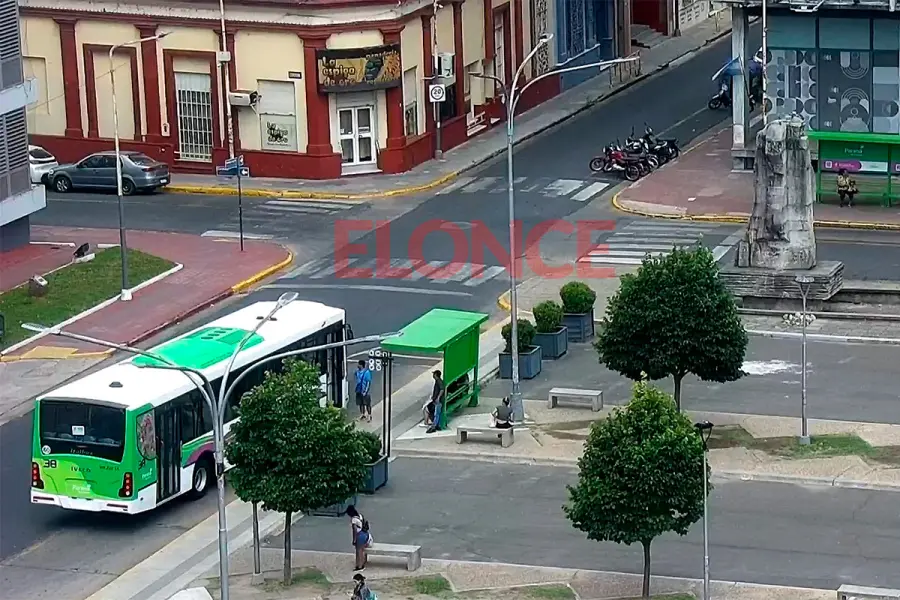 Ya circulan los colectivos del nuevo servicio de transporte urbano en Paran&aacute;