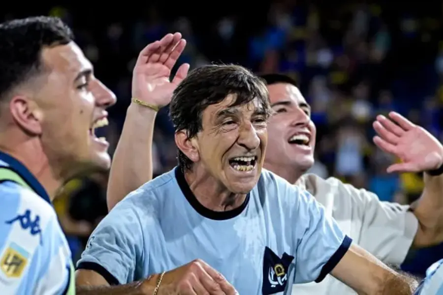 Racing necesita ganar para clasificar.