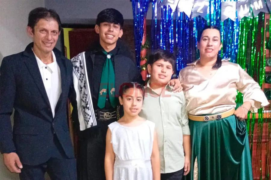 Brian Demarlengue y su familia