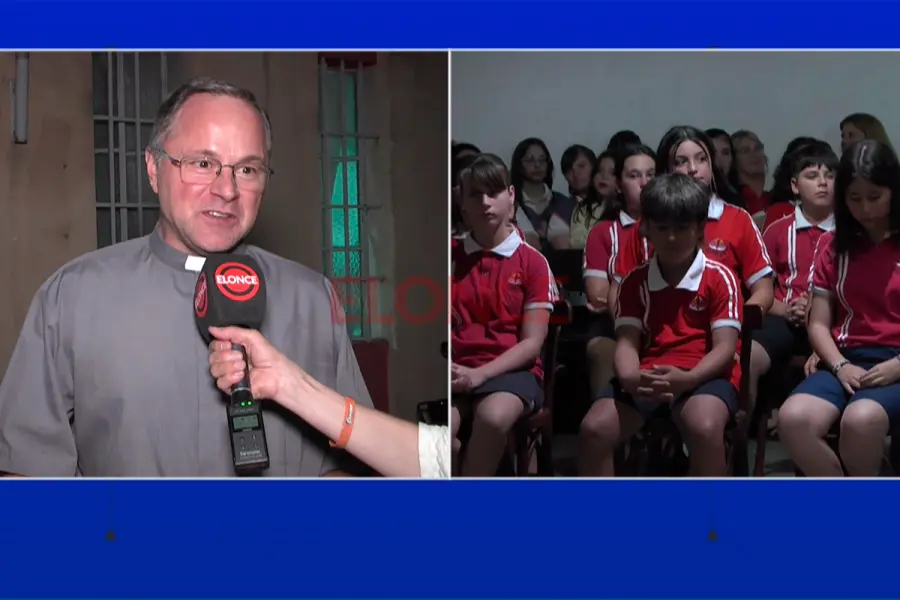 El sacerdote Walter Minigutti. Foto: Elonce.