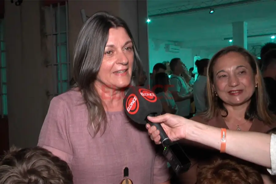 La apoderada legal. Foto: Elonce.